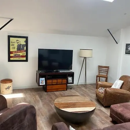 Apartamento Loft Proche Centre Hotes Habitant A L Etage *