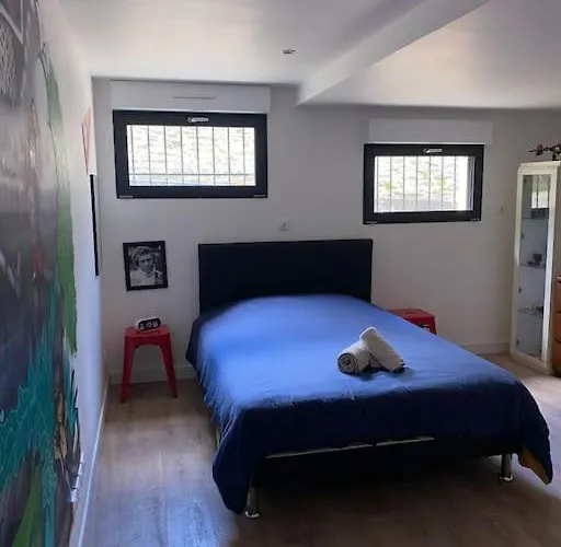 Loft Proche Centre Hotes Habitant A L Etage