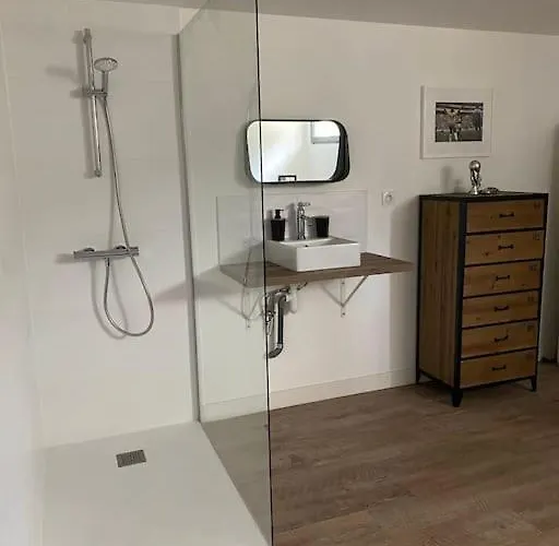 Apartmán Loft Proche Centre Hotes Habitant A L Etage Laval (Mayenne)