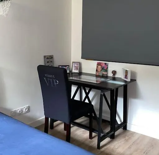 Loft Proche Centre Hotes Habitant A L Etage * Laval (Mayenne)